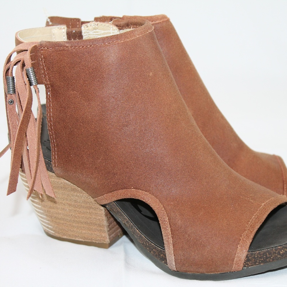 OTBT Heeled Sandal Booties Open Toe Brown NEW - Picture 2 of 8
